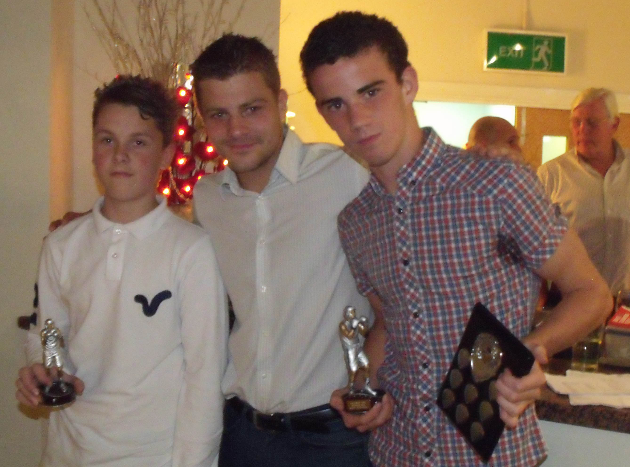 'John' Wayne Hibbert with winner Louie Shilling and runner-up Blake Turp.